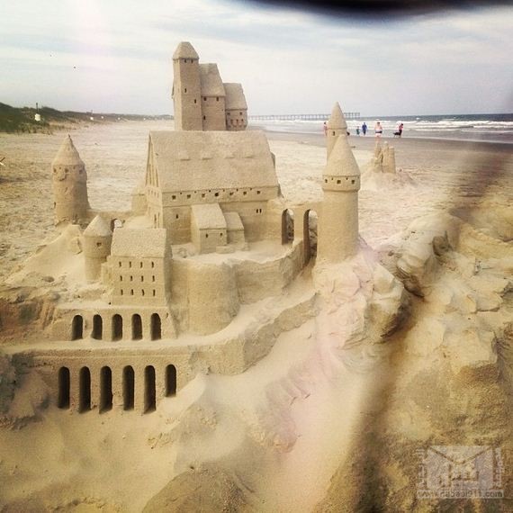 07-Epic-Works-Of-Art-Made-With-Sand