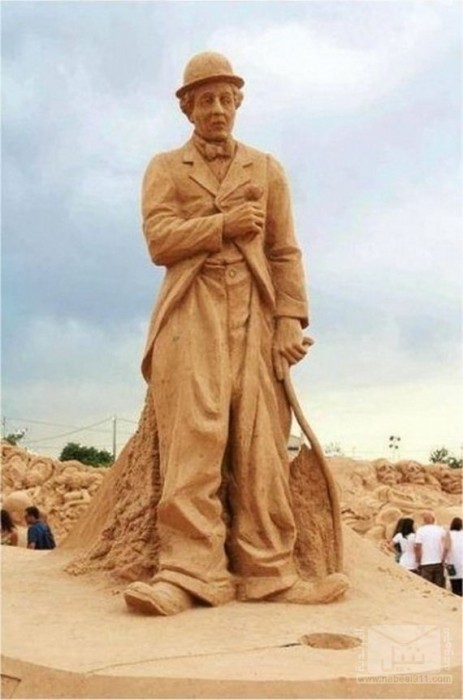 22-Epic-Works-Of-Art-Made-With-Sand